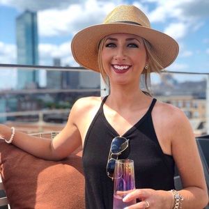 Meet your Posher, Anna